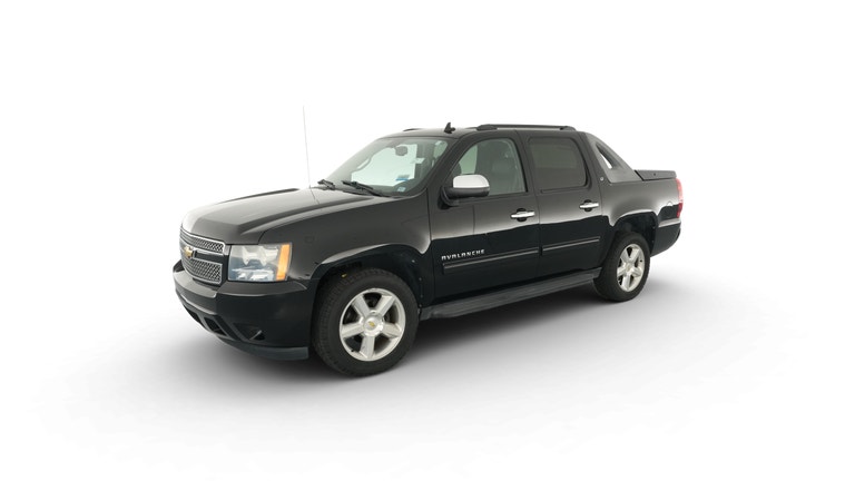 2011 Chevrolet Avalanche vehicle photo