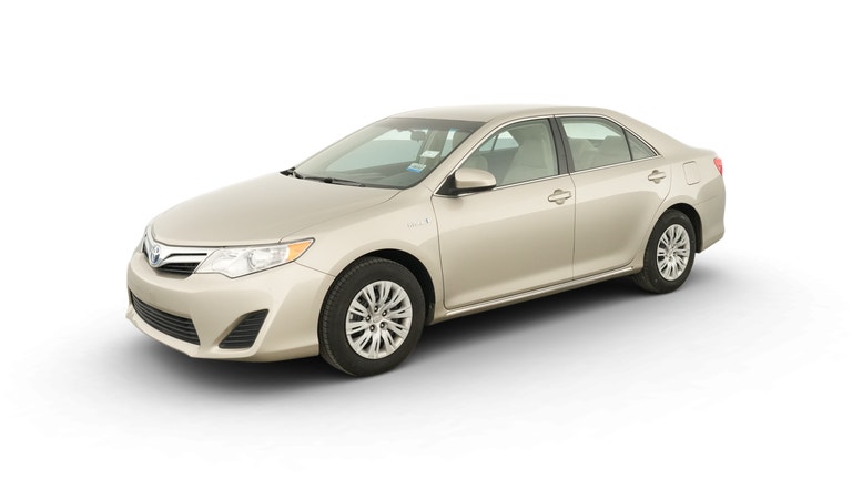 2013 Toyota Camry vehicle photo