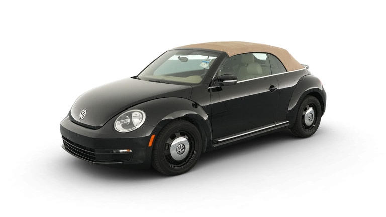 2013 Volkswagen Beetle vehicle photo