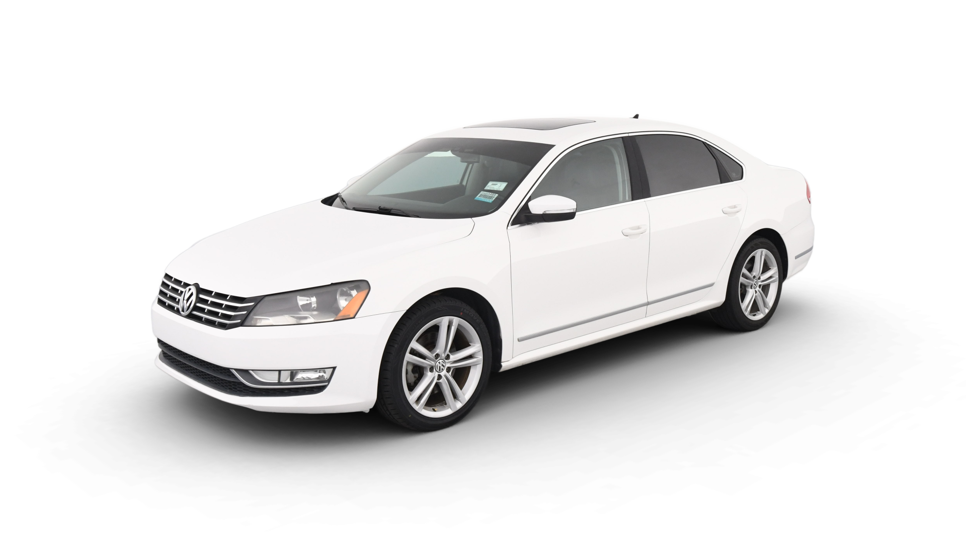 2013 Volkswagen Passat vehicle photo