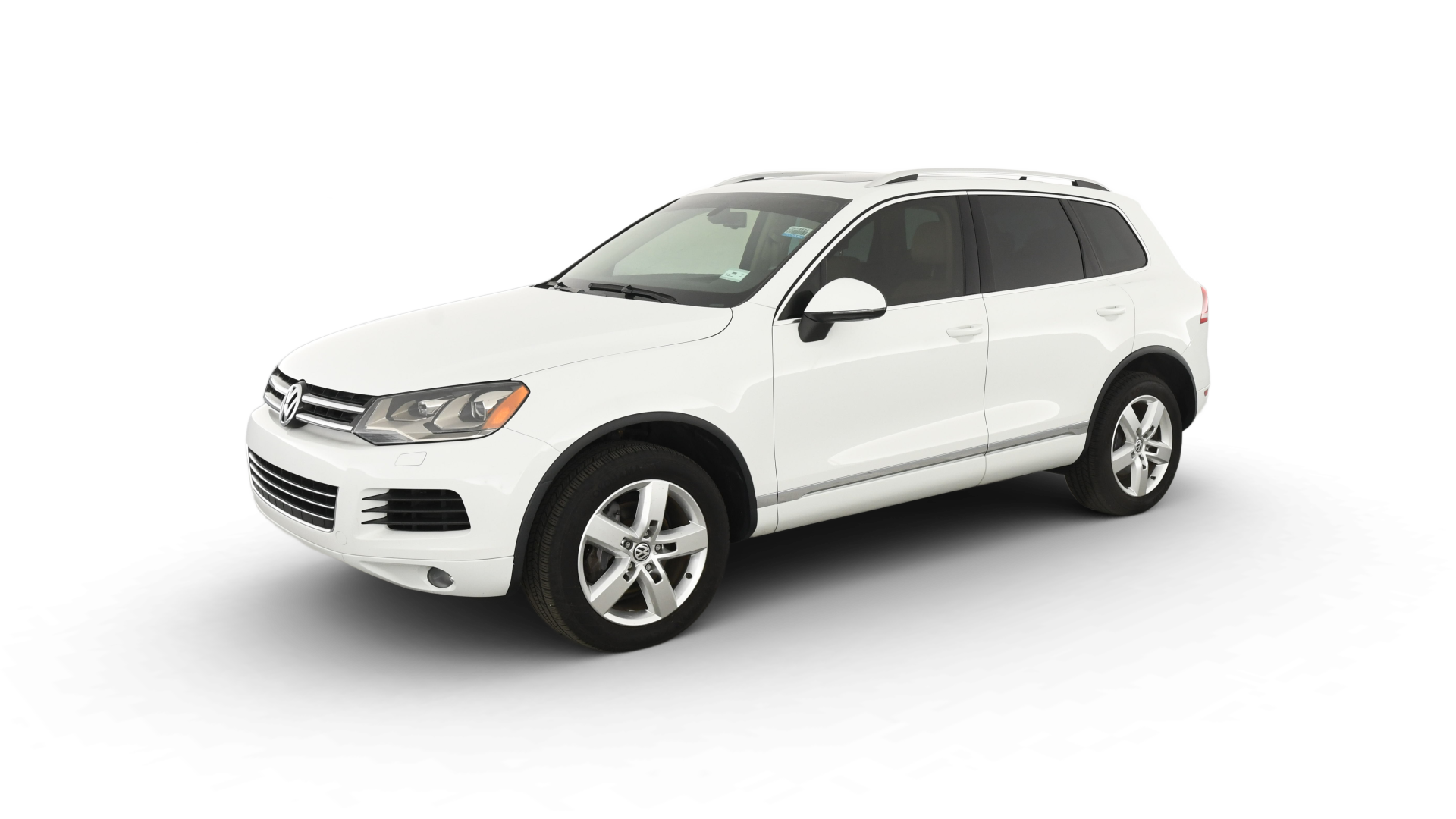 2013 Volkswagen Touareg vehicle photo