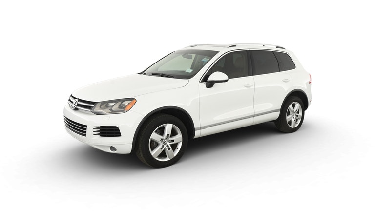 2013 Volkswagen Touareg vehicle photo