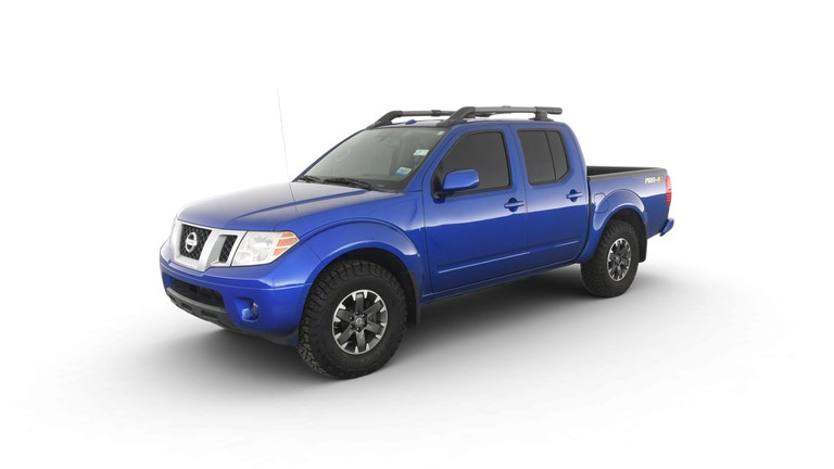 2014 Nissan Frontier Crew Cab vehicle photo