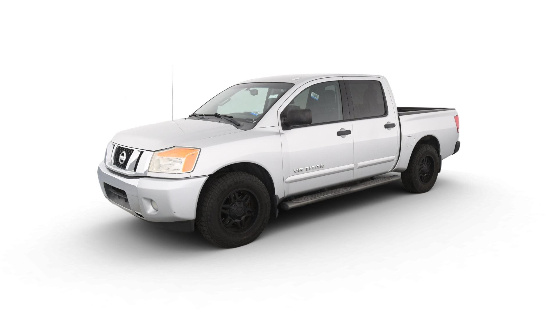 2014 Nissan Titan Crew Cab vehicle photo