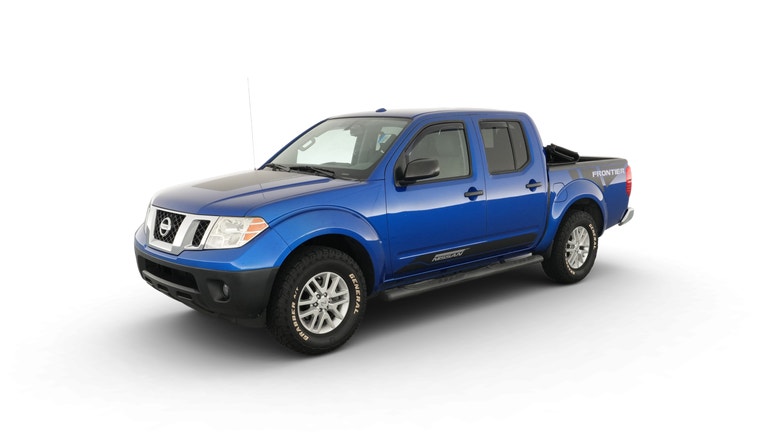 2015 Nissan Frontier Crew Cab vehicle photo