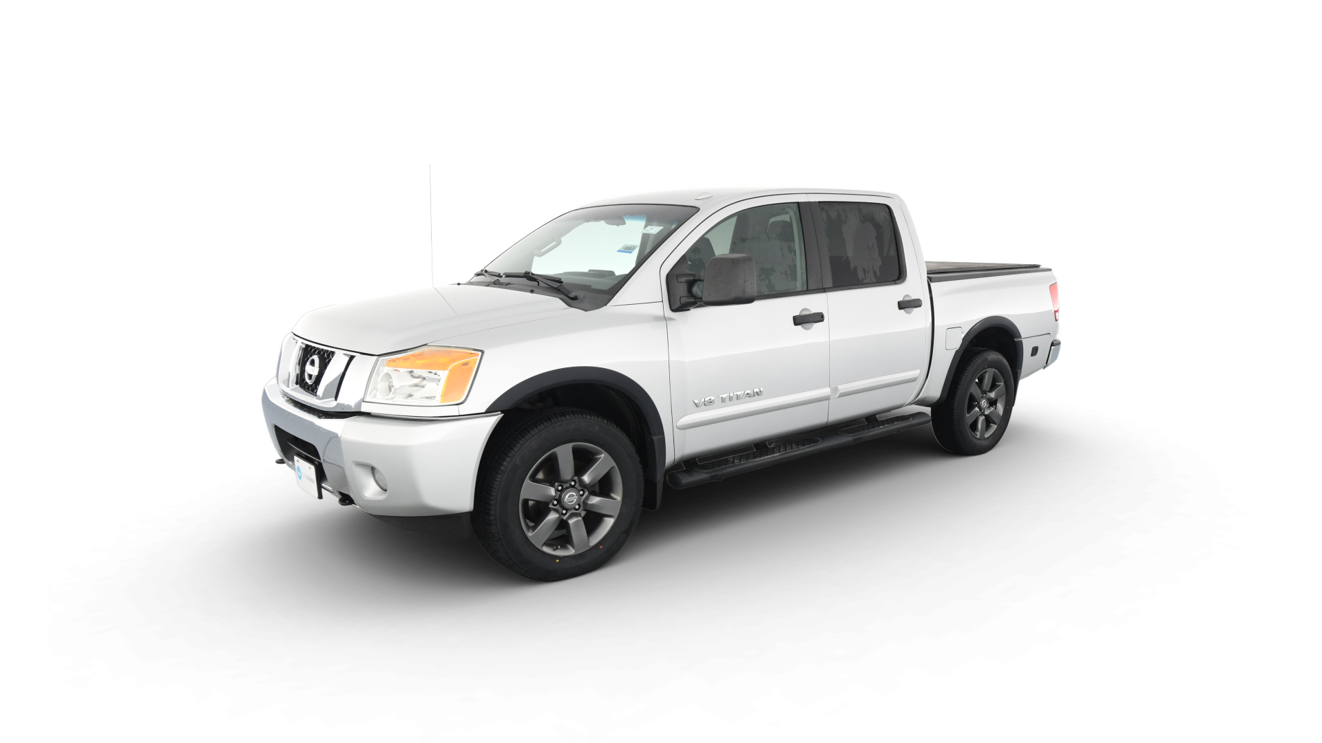 2015 Nissan Titan Crew Cab vehicle photo