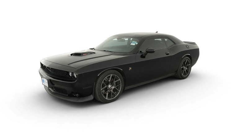 2016 Dodge Challenger vehicle photo