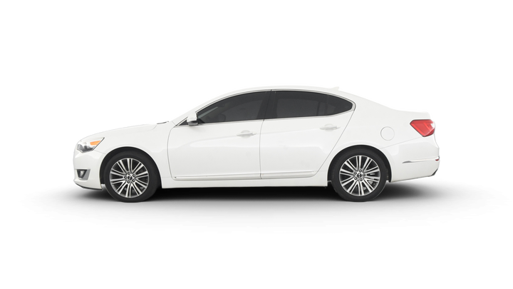 1st U.S.-Market Generation (2014–2016) Kia Cadenza