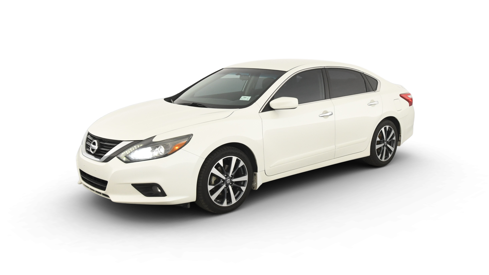 2016 Nissan Altima vehicle photo