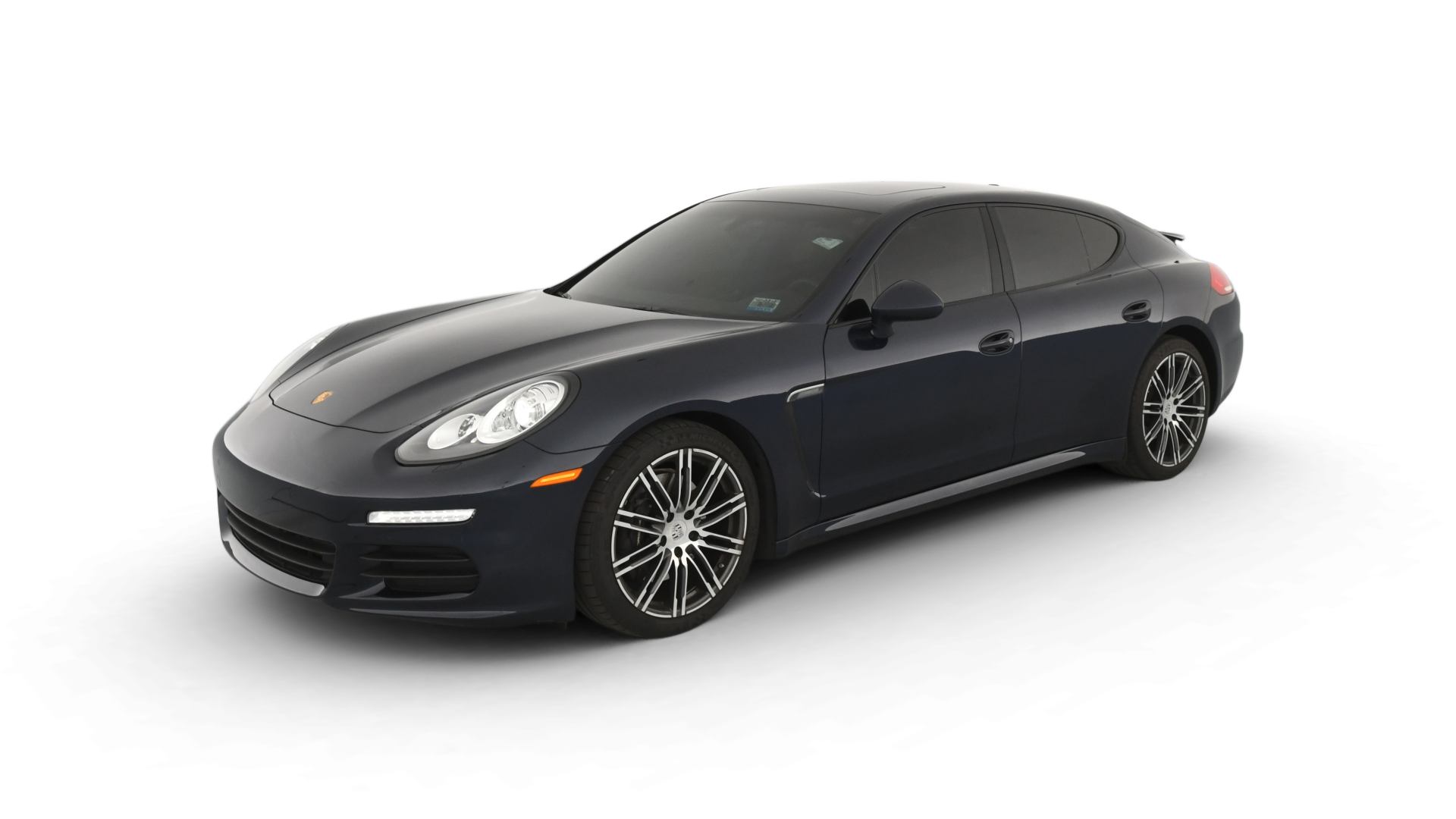 2016 Porsche Panamera vehicle photo