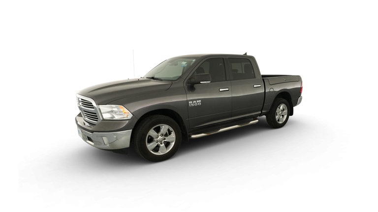 2016 Ram 1500 Crew Cab vehicle photo