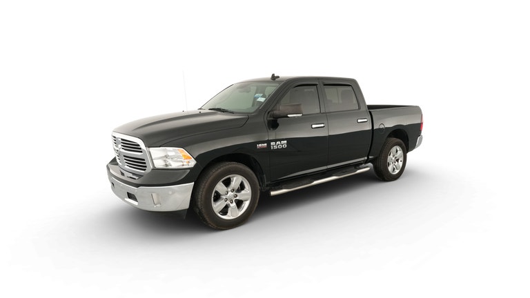 2016 Ram 1500 Crew Cab vehicle photo