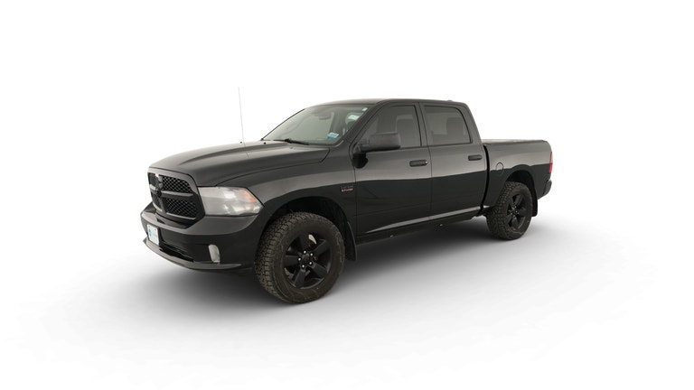 2016 Ram 1500 Crew Cab vehicle photo