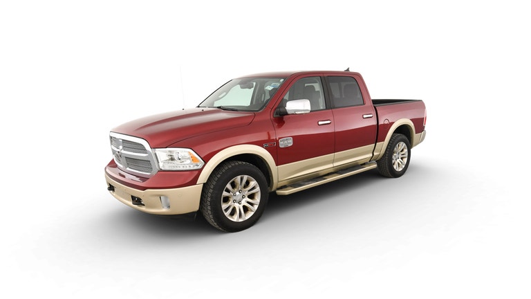 2016 Ram 1500 Crew Cab vehicle photo