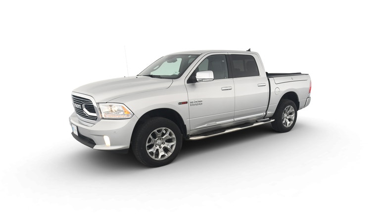 2016 Ram 1500 Crew Cab vehicle photo