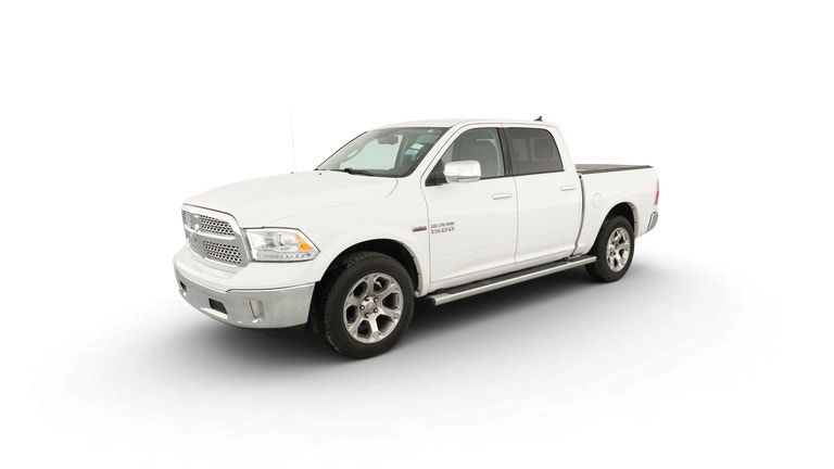 2016 Ram 1500 Crew Cab vehicle photo