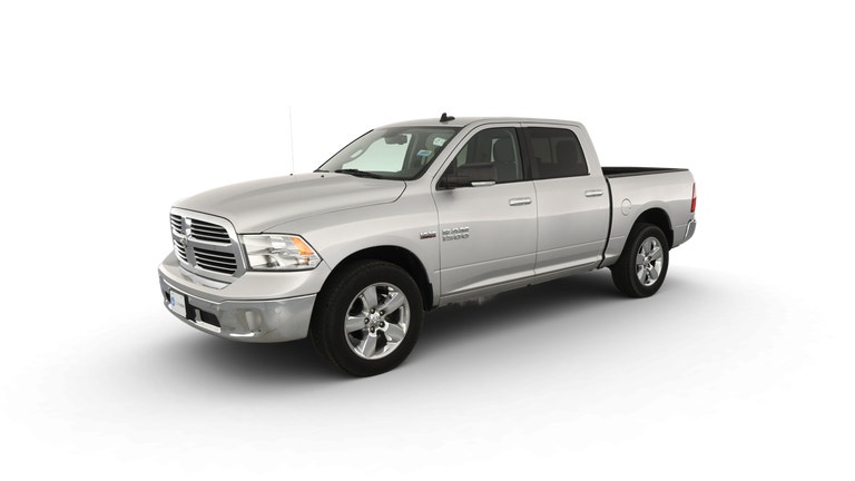 2016 Ram 1500 Crew Cab vehicle photo