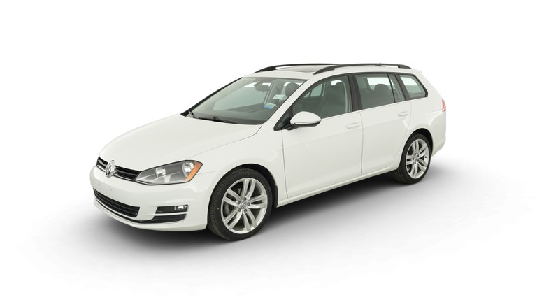 2016 Volkswagen Golf SportWagen vehicle photo