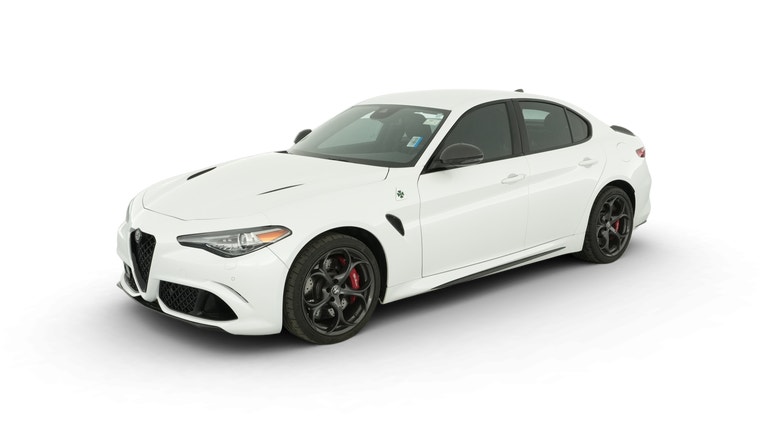 2017 Alfa Romeo Giulia vehicle photo