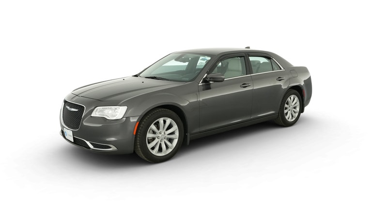 2017 Chrysler 300 vehicle photo