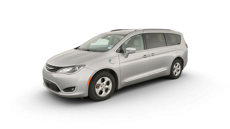 2017 Chrysler Pacifica Hybrid vehicle photo