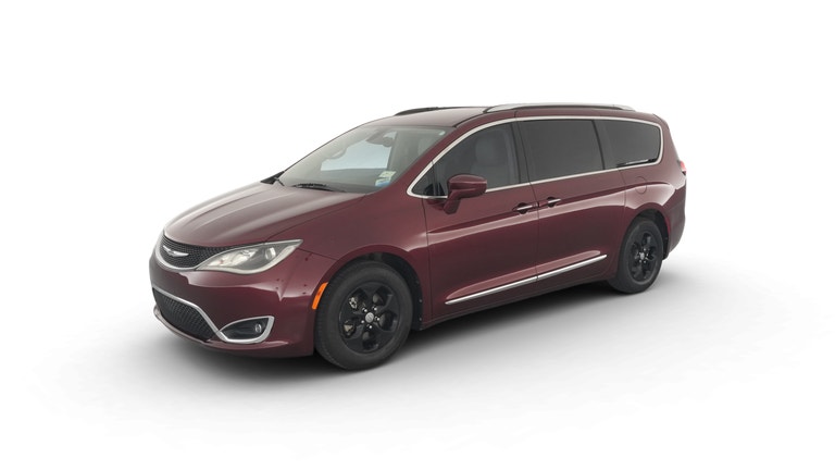 2017 Chrysler Pacifica vehicle photo