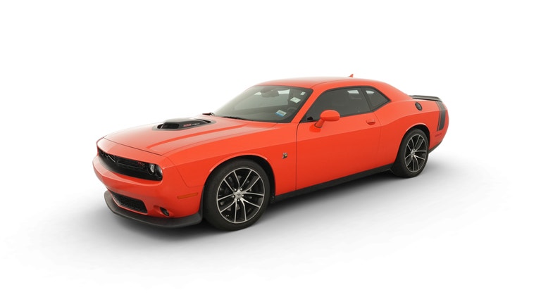 2017 Dodge Challenger vehicle photo