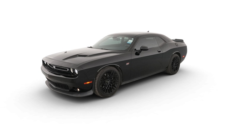 2017 Dodge Challenger vehicle photo