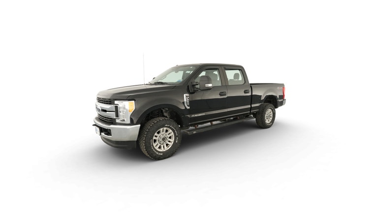 2017 Ford F250 Super Duty Crew Cab vehicle photo