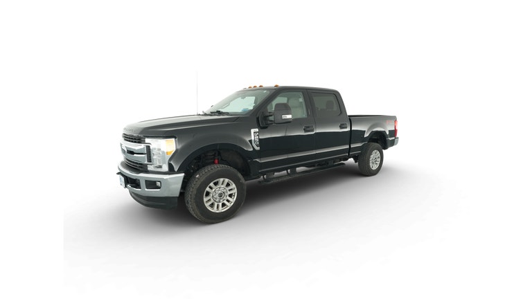 2017 Ford F250 Super Duty Crew Cab vehicle photo