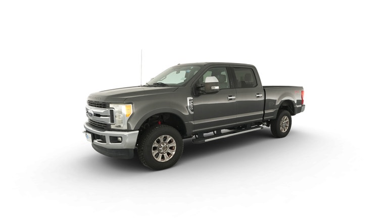 2017 Ford F250 Super Duty Crew Cab vehicle photo