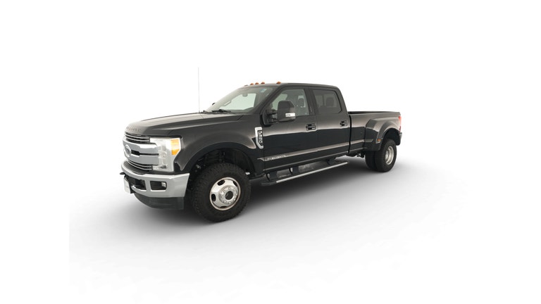 2017 Ford F350 Super Duty Crew Cab vehicle photo
