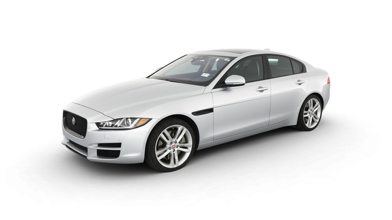 2017 Jaguar XE vehicle photo