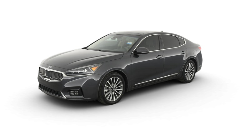 2017 Kia Cadenza vehicle photo