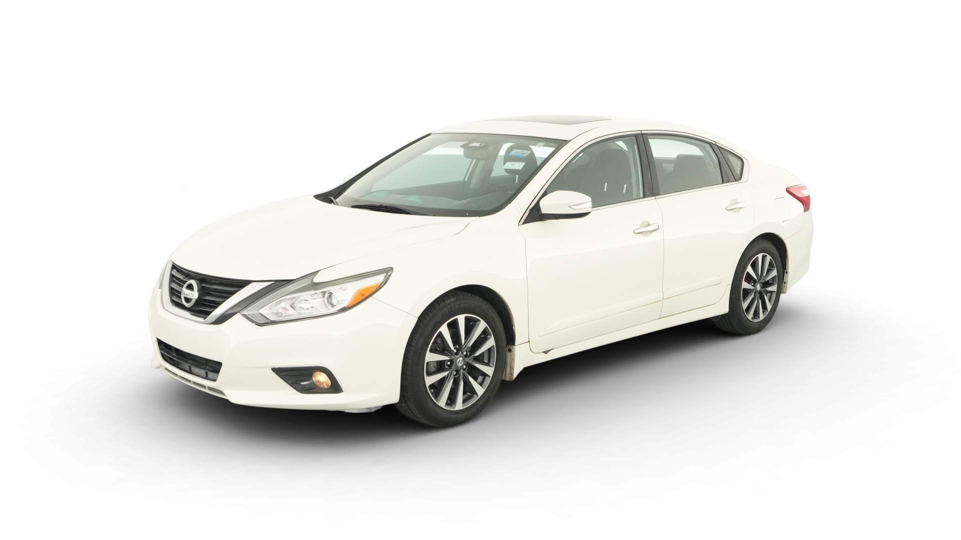 2017 Nissan Altima vehicle photo