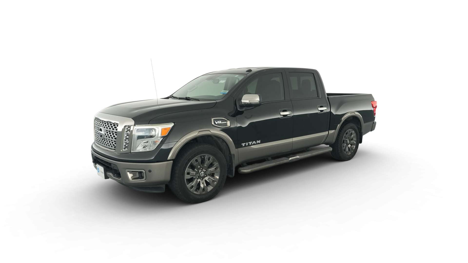 2017 Nissan Titan Crew Cab vehicle photo