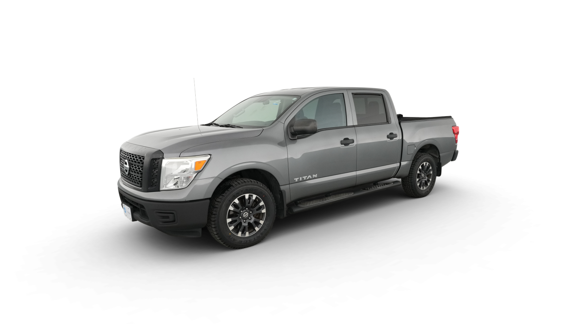 2017 Nissan Titan Crew Cab vehicle photo