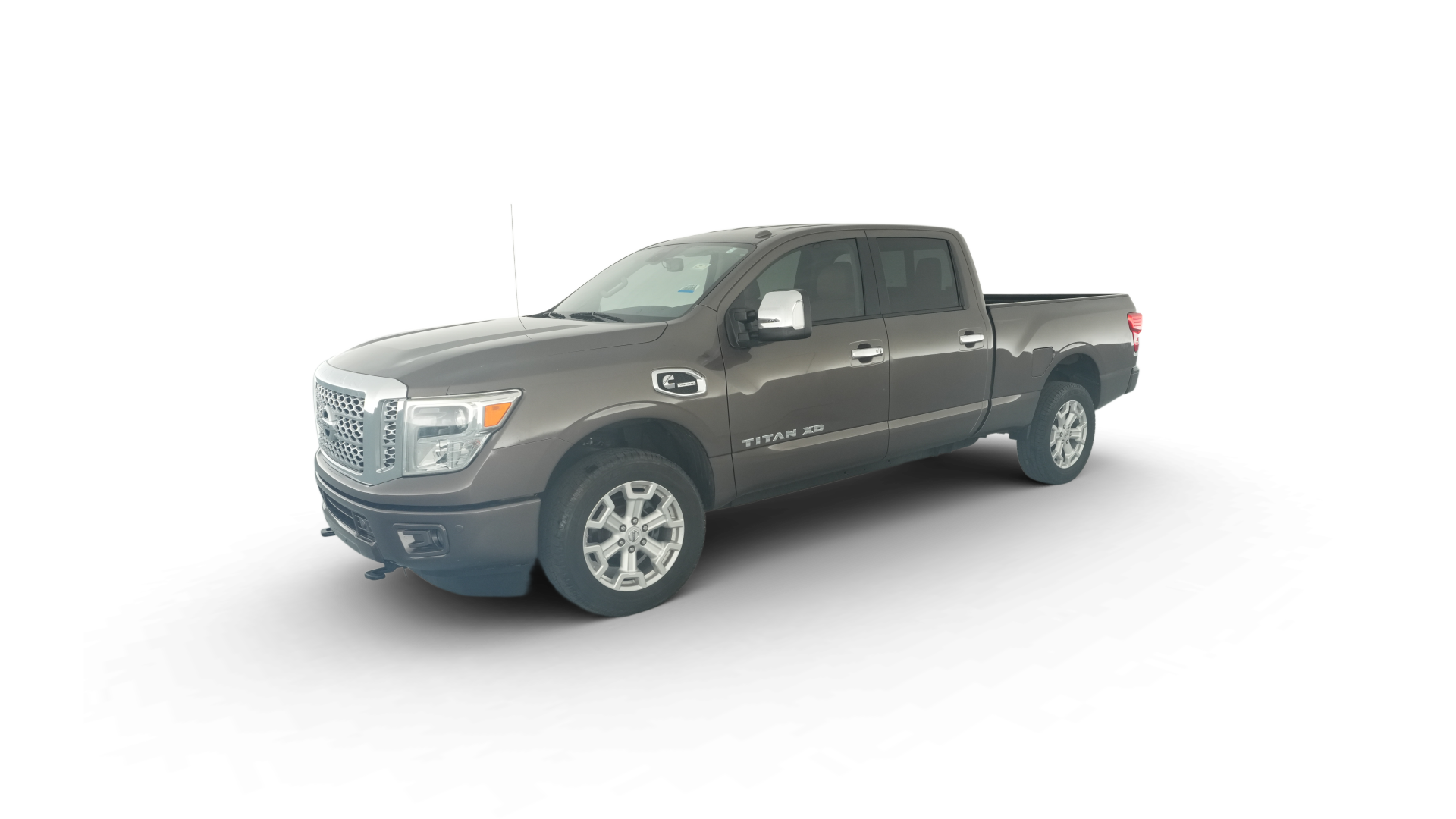 2017 Nissan TITAN XD Crew Cab vehicle photo