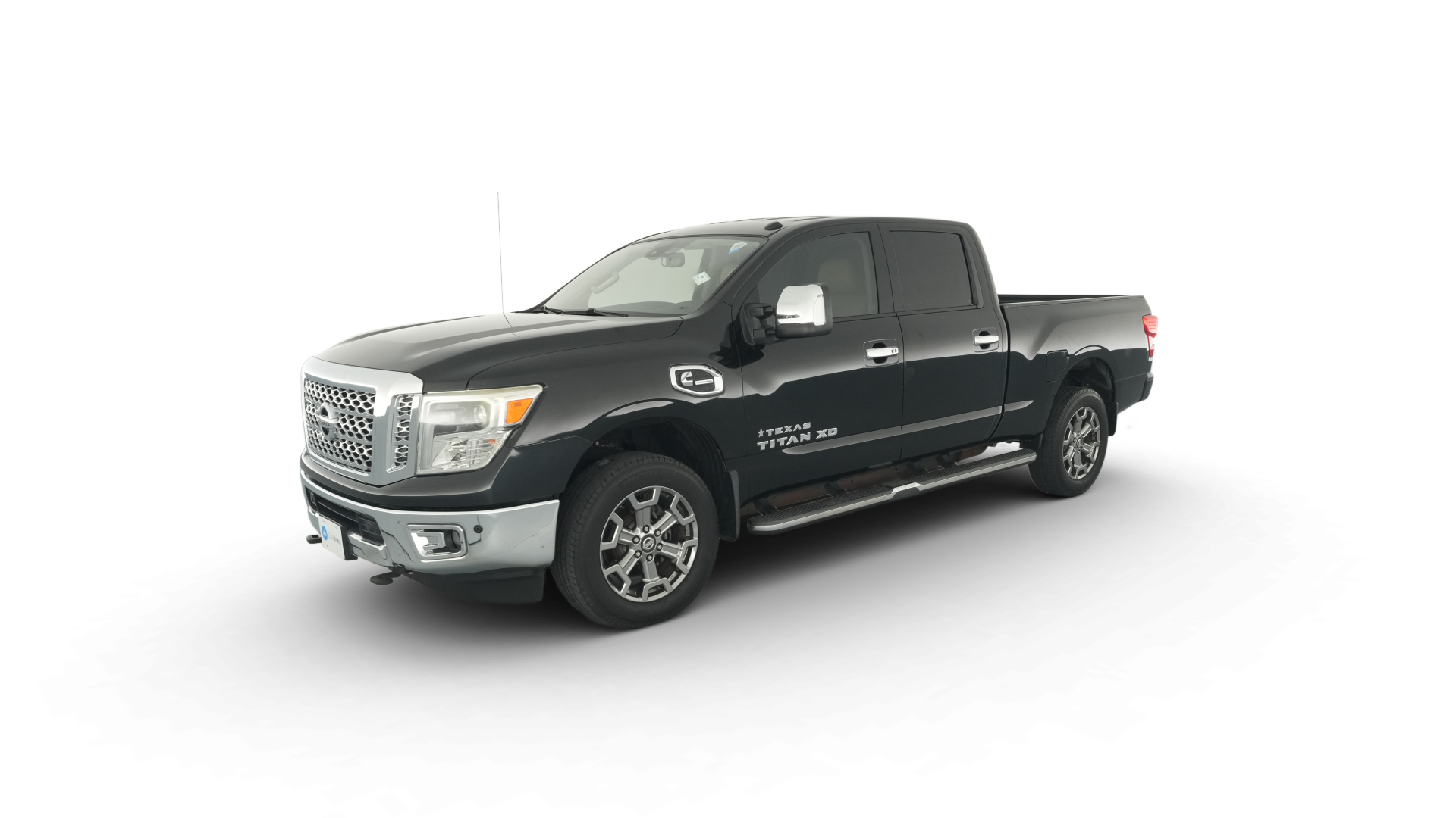 2017 Nissan TITAN XD Crew Cab vehicle photo