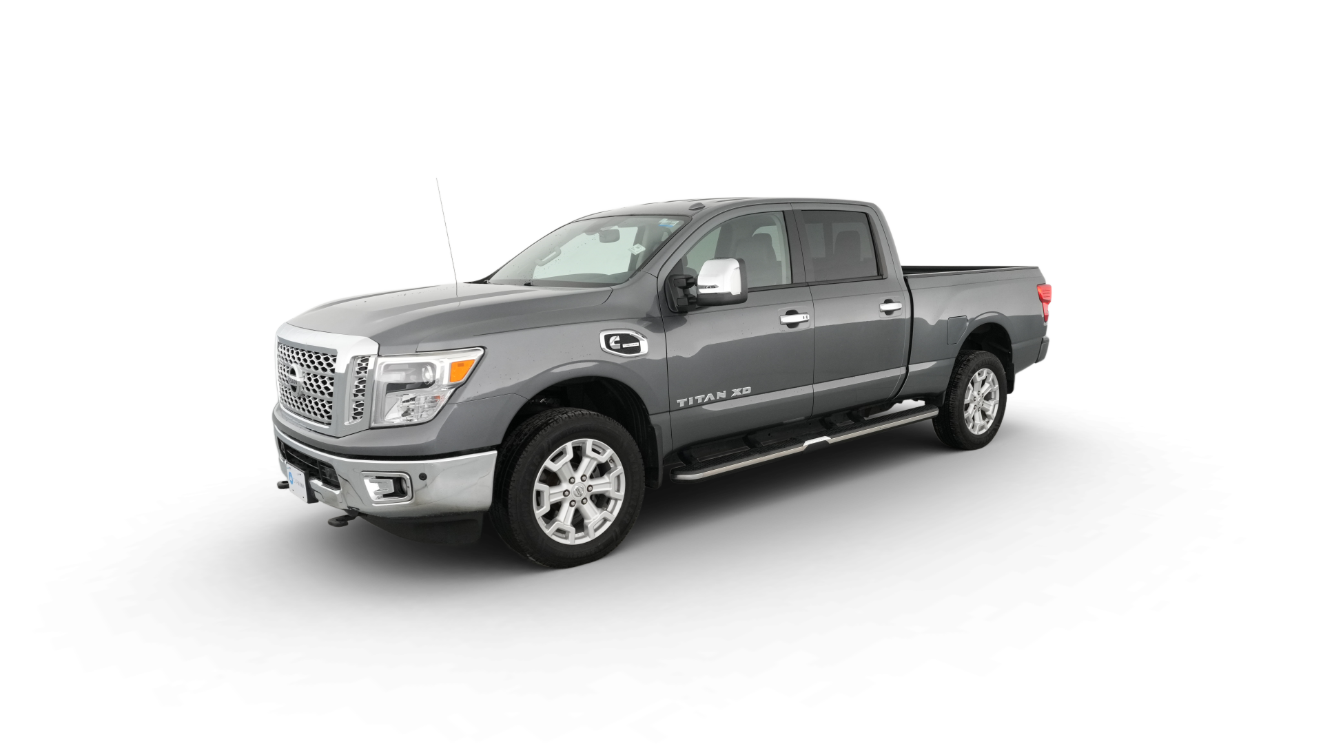 2017 Nissan TITAN XD Crew Cab vehicle photo
