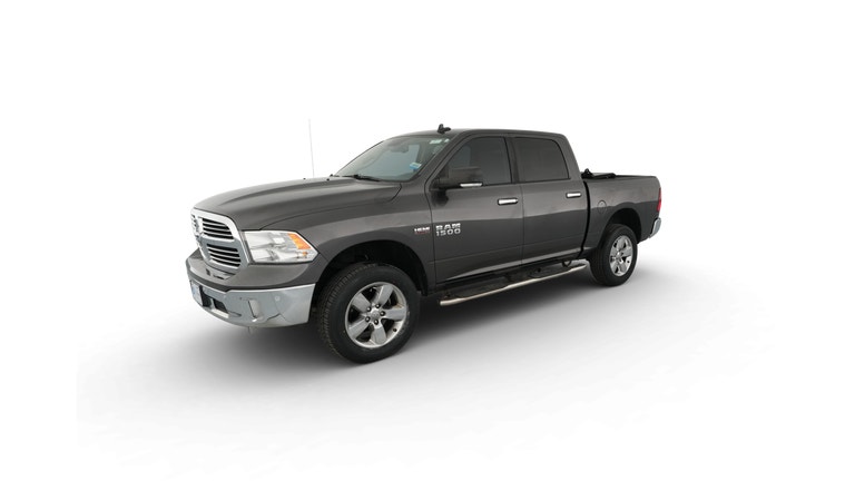2017 Ram 1500 Crew Cab vehicle photo