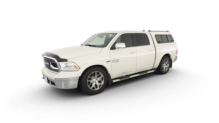 2017 Ram 1500 Crew Cab vehicle photo