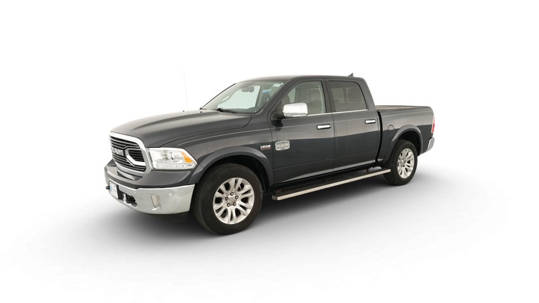 2017 Ram 1500 Crew Cab vehicle photo