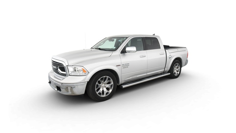 2017 Ram 1500 Crew Cab vehicle photo