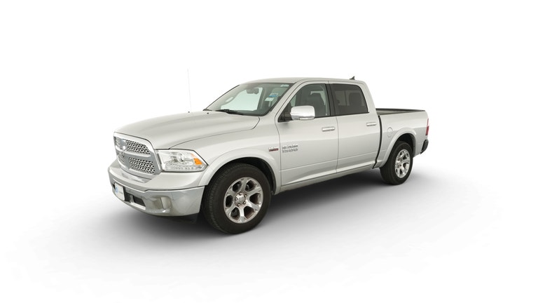 2017 Ram 1500 Crew Cab vehicle photo