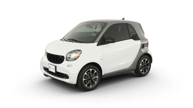 2017 smart fortwo vehicle photo