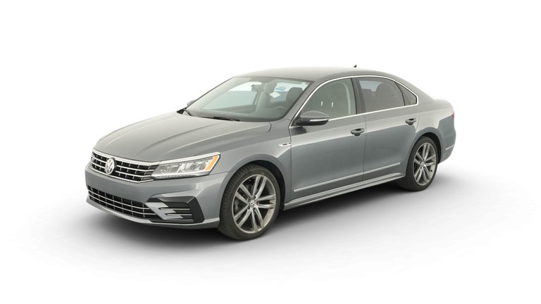 2017 Volkswagen Passat vehicle photo