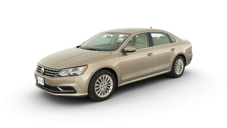 2017 Volkswagen Passat vehicle photo