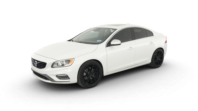 2017 Volvo S60 vehicle photo
