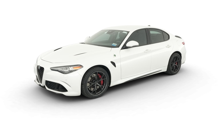 2018 Alfa Romeo Giulia vehicle photo